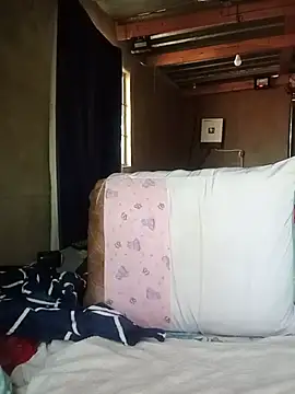 Naughtygrany webcam
