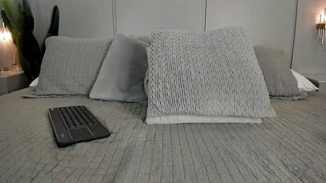 Cami_Shine webcam