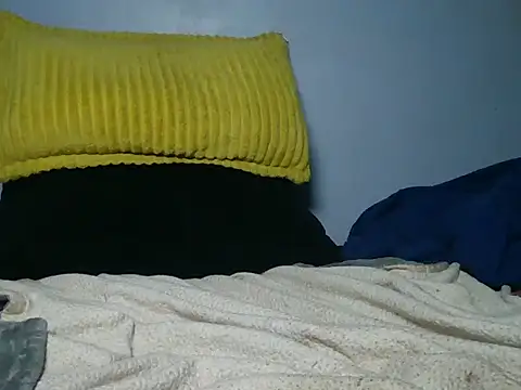 pretty_boobies webcam
