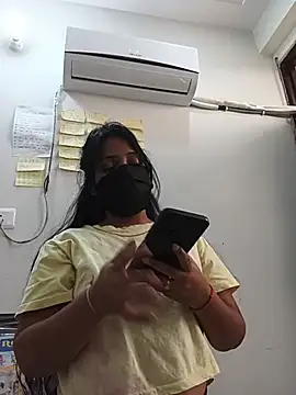 Riya_hot8 webcam