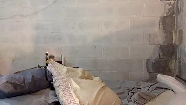 thierrybae live cam on StripChat