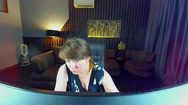 AlexaAmour webcam