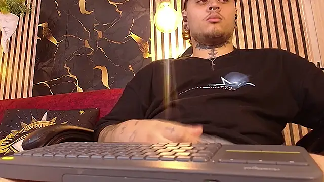 Arcano_Rh06 live cam on StripChat