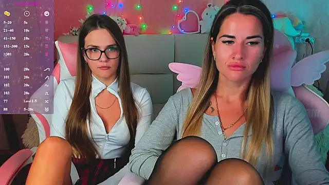 hotty_girls_here webcam