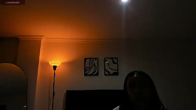 mai_evans webcam