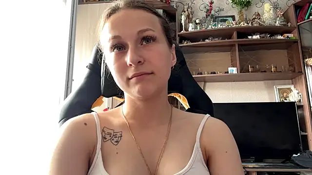 TaIliedGuest live cam on StripChat
