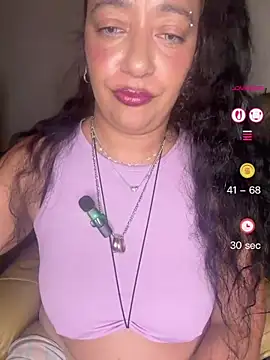 PichyPrettyPussy webcam