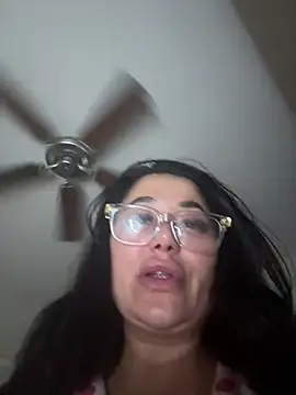 crazy4coco live cam on StripChat