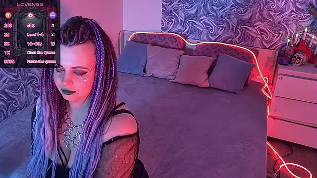Miss_Maya_Mils webcam