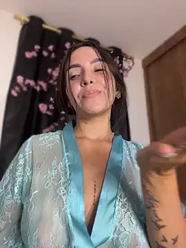ScarletDarkMuse webcam