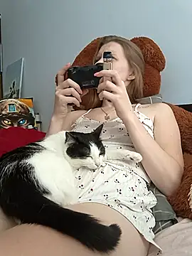 Mary_Blu webcam