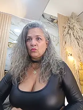 Misevie live cam on StripChat