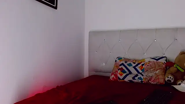 Angel_foxc13 webcam