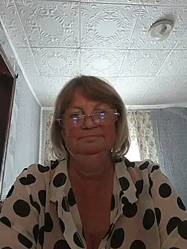 MilashkaCutie50 webcam