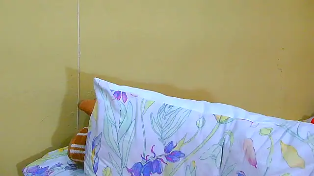 Mollybrookexx live cam on StripChat