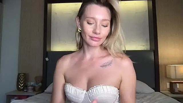 Stella_muse Live Web Cam Show