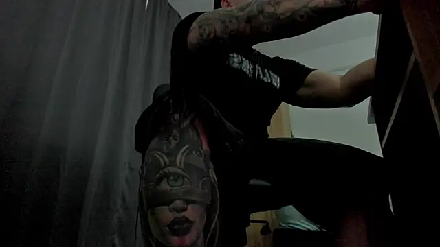 TonyWinston webcam