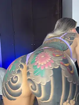 eva_jagger (F young) - naked and teasing