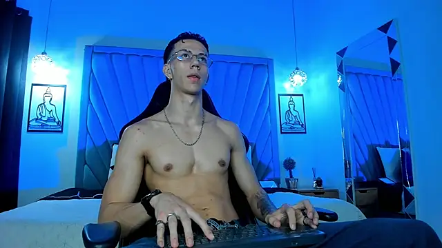 OliverThompsonJS webcam