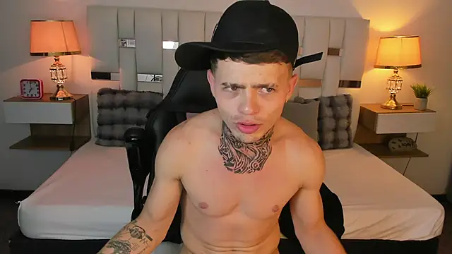 Zeus_damian21 webcam