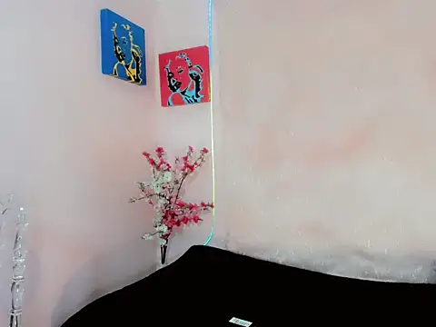 raven_estrada_ webcam