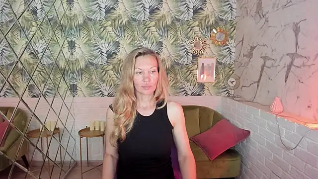 NancyGrace live cam on StripChat