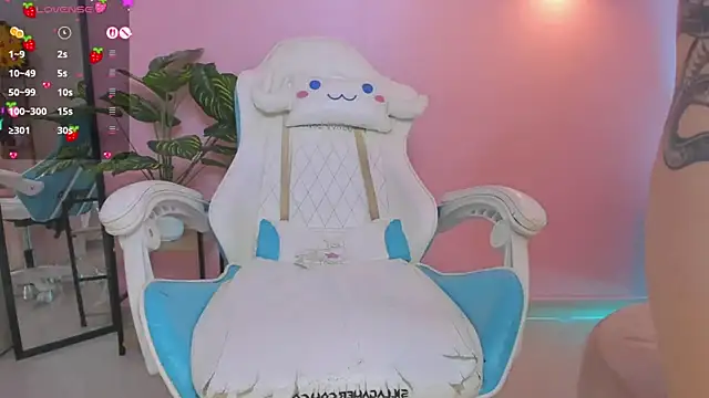 LITTLE-VIVI Live Web Cam Show
