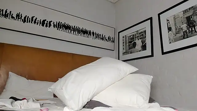 thee_sexy_goddess webcam