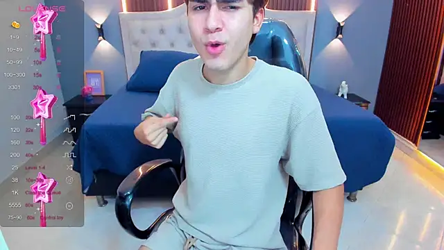 Tommy18__ live cam on StripChat