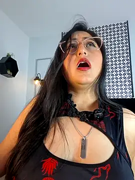 Amber_gold_ webcam