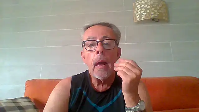 tuggy59 (M grandpa) - cock stroke and toi masurbating