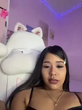Geralllll live cam on StripChat