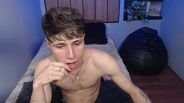 Yao_23 webcam