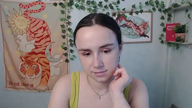VeryVeryVeryShy_ webcam