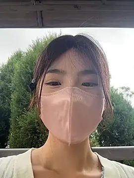 gougou13 live sex cam