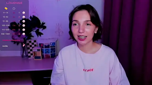 KindHazelHere_ webcam