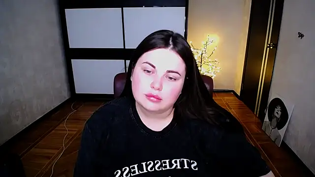 Emily_Mo webcam