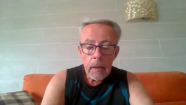 tuggy59 (M grandpa) - cock stroke and toi masurbating