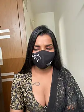 its_ur_flora live cam on StripChat