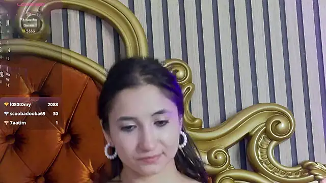 CarolinaBlair live cam on StripChat