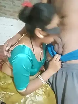 Indiansexycouple1 live cam on StripChat
