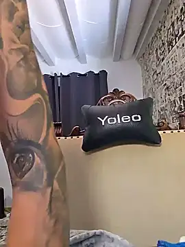 kylie_blck webcam