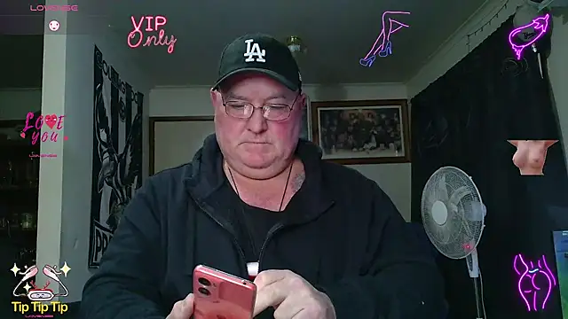 KINKYBLUEYES69 webcam