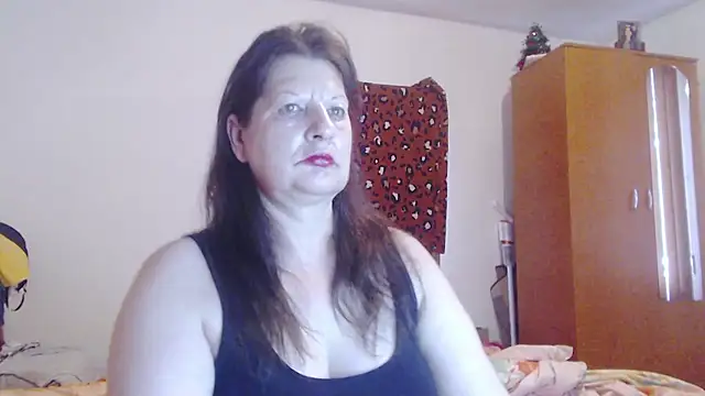 ExtasyMature webcam