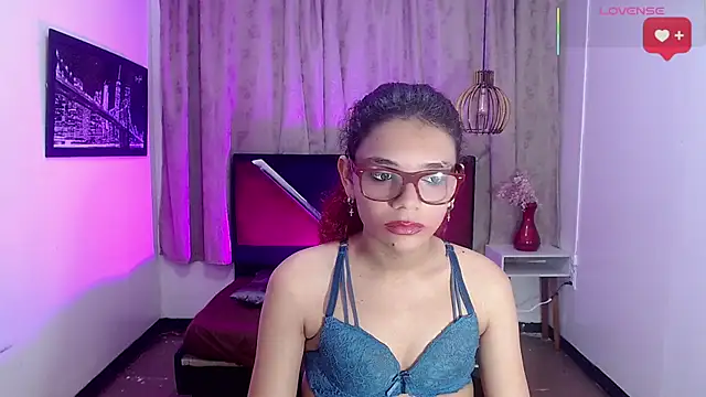luisa__torres webcam