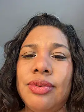 rashell1_queen - Rashell1_Queen's free webcam - UK Sex Cams