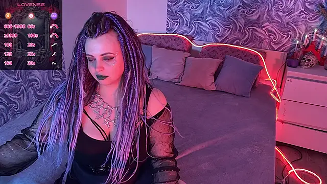 Miss_Maya_Mils live cam on StripChat