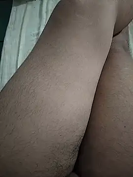 Ruhani-couple001 live cam on StripChat