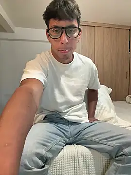 jack_frostt - Jack_Frostt's free webcam - UK Sex Cams