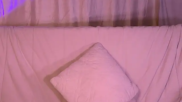 AmeliaCarterr live cam on StripChat
